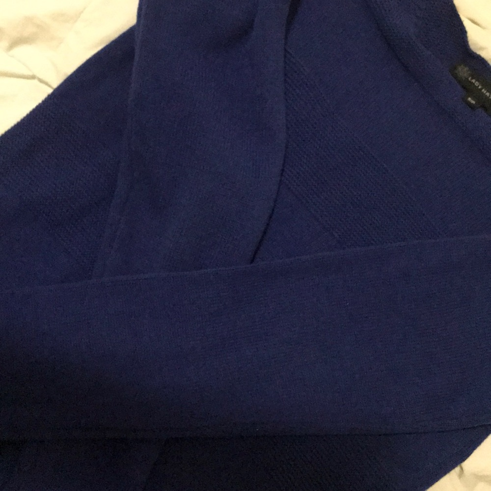 Sweater - Picture 2 of 4